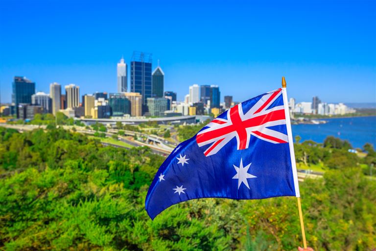 Indian Pacific (Ost - West) ©bennymarty/istock